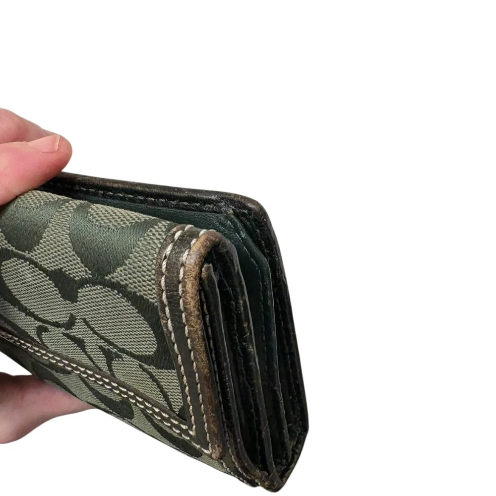 Coach vintage y2k signature dark green long turnlock wallet - Picture 10 of 13